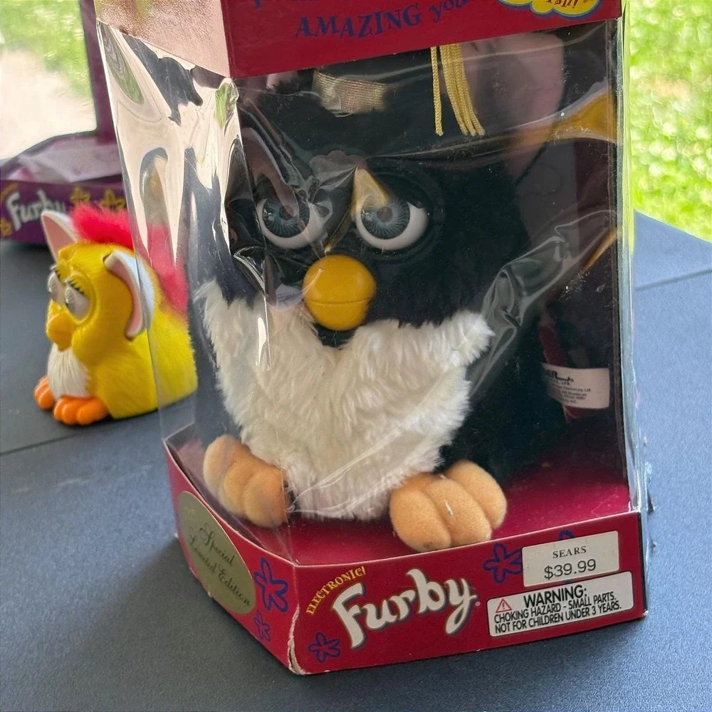 Tiger‎ Electronics Furby 1999 Graduation Limited Edition Tuxedo Lot PARTS ONLY